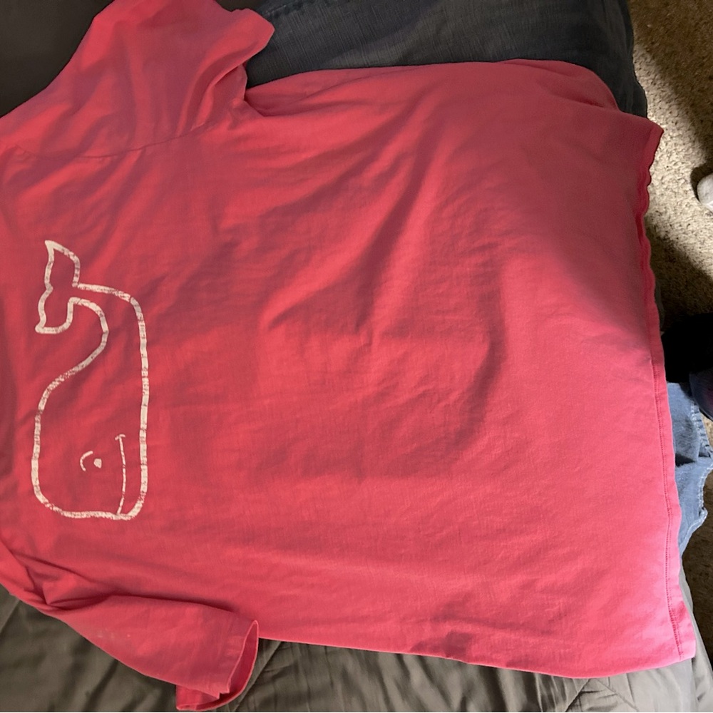 Pink Vinyard t-shirt 
XL